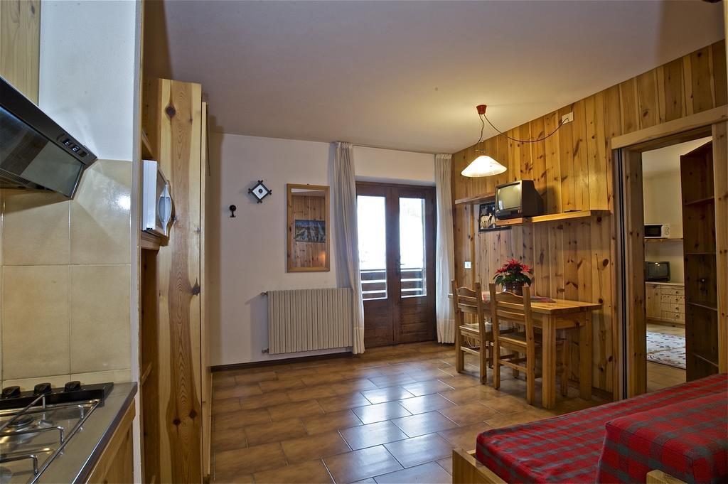 Residence Raffaella Santa Caterina Valfurva Bilik gambar