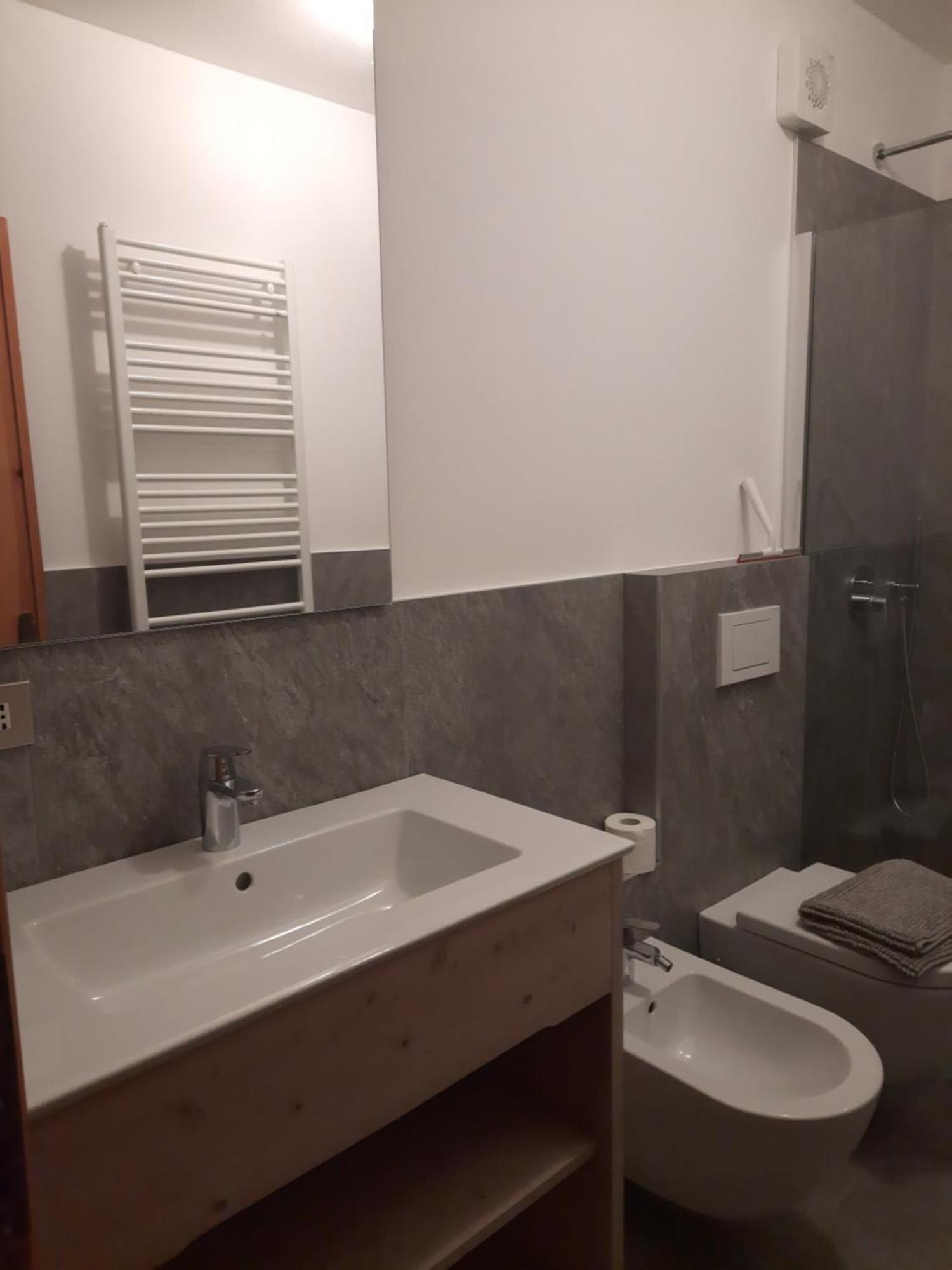 Residence Raffaella Santa Caterina Valfurva Luaran gambar